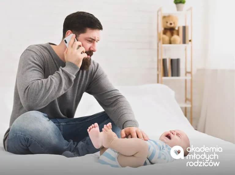 Kiedy jechać z dzieckiem na pogotowie? Ważne objawy, które mogą zaskoczyć